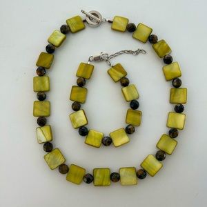 Beaded Necklace and Bracelet Set